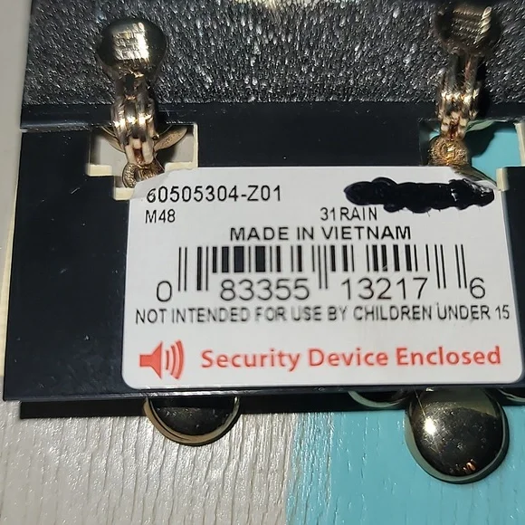 Napier EZ Comfort multicolor clip earrings. - Picture 3 of 6